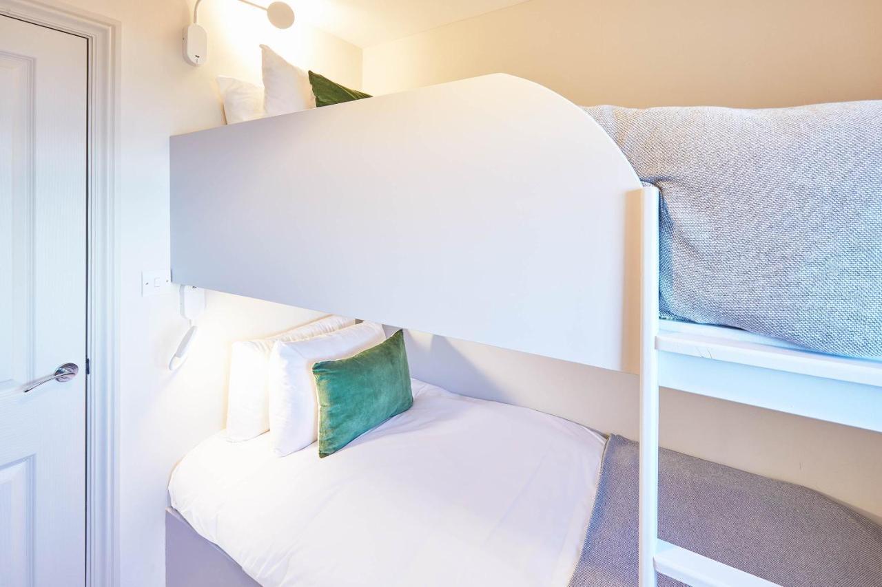 Host & Stay - 'Salty' Seaview Saltburn-by-the-Sea Exterior photo
