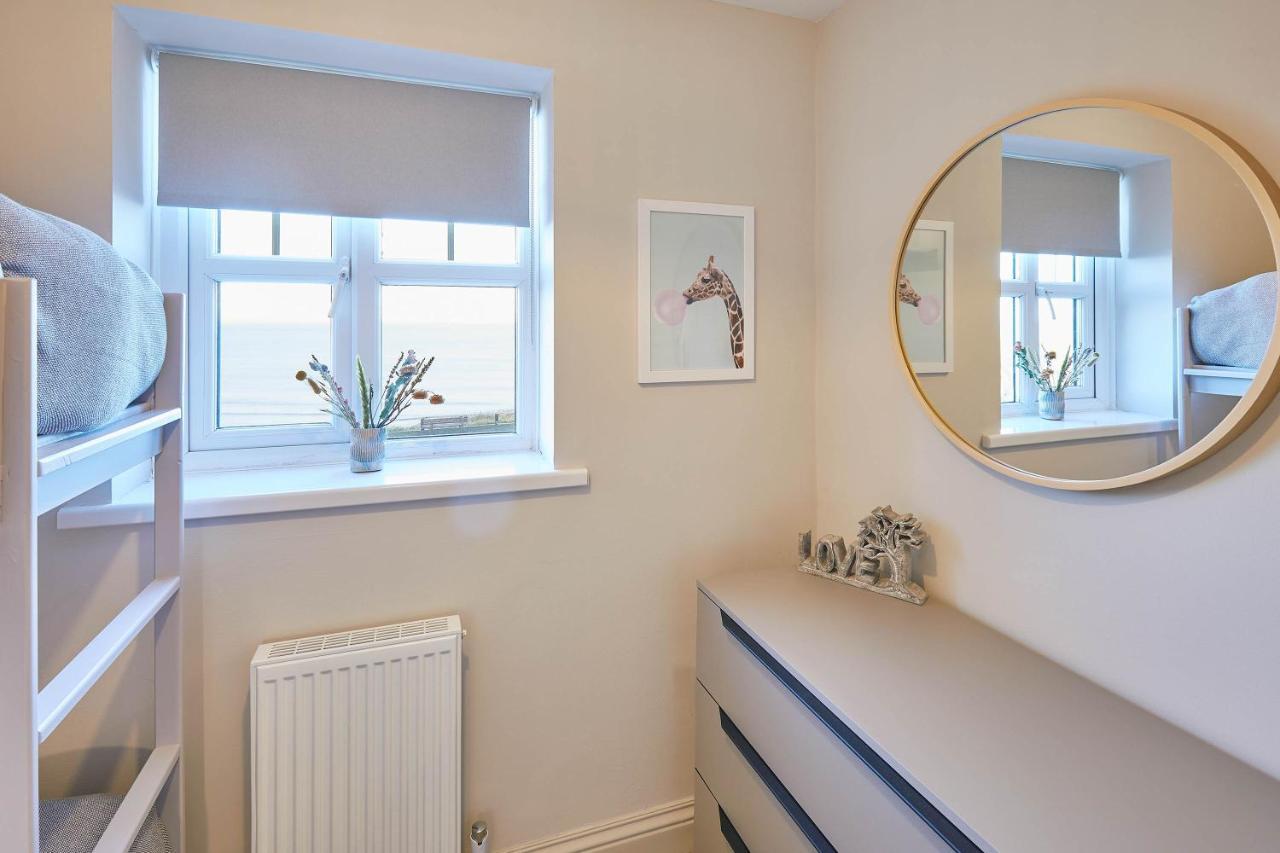 Host & Stay - 'Salty' Seaview Saltburn-by-the-Sea Exterior photo